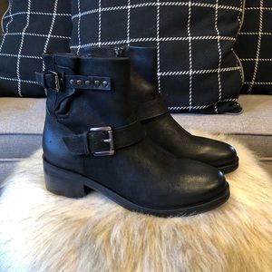 Steve Madden boots
